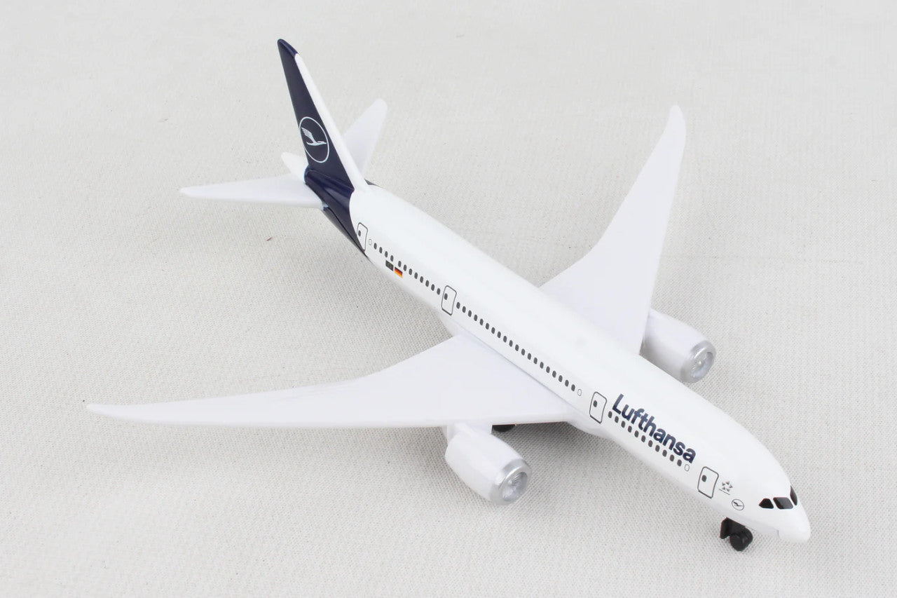 Lufthansa Boeing 787 Dreamliner Toy Plane