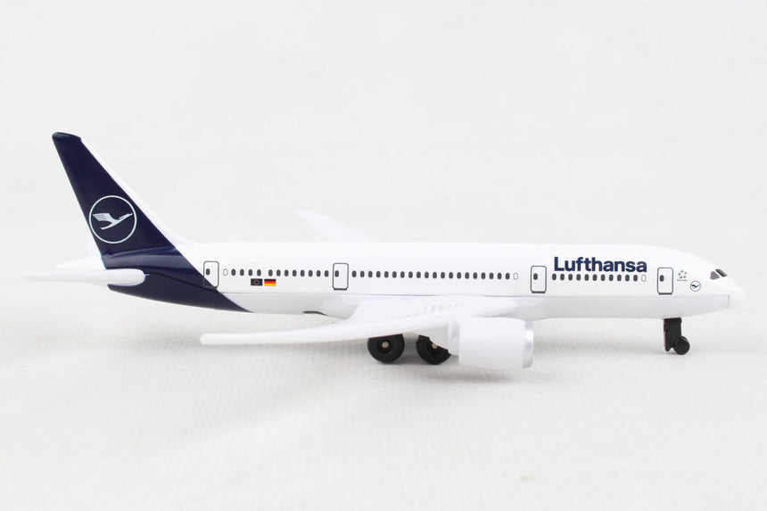 Lufthansa Boeing 787 Dreamliner Toy Plane
