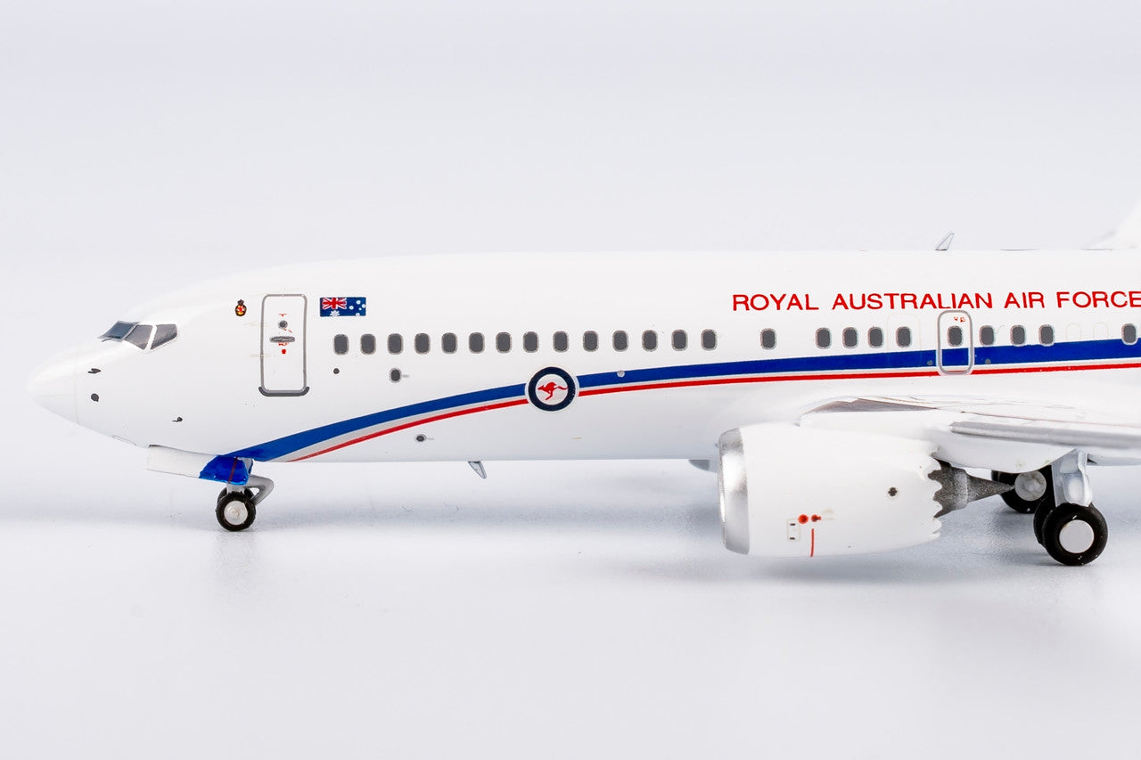 NG Models Royal Australian Air Force (RAAF) BBJ 737 MAX A62-002 1/400 Aircraft Scale Model