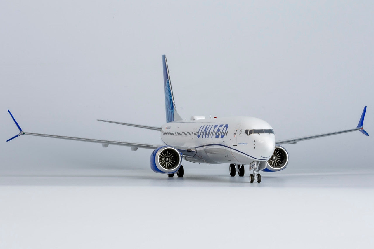 NG Models United Airlines Boeing 737 MAX 9 N37555(Blue Evolution livery; with metal stand) 1/200 Scale