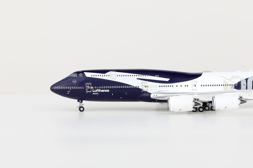 HX Models Lufthansa Boeing 747-8 "Flaps Down" "100th" Anniversary D-ABYN 1/400 Aircraft Scale Model