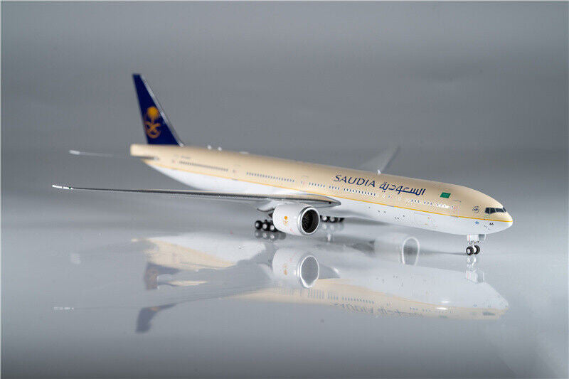 Phoenix Saudi Arabian Boeing 777-300ER HZ-AK44 1/400 Aircraft Scale Model