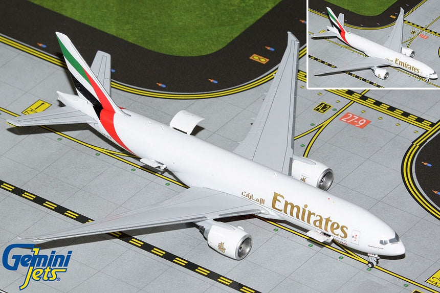 GeminiJets Emirates Sky Cargo Boeing 777-200LRF A6-EFG Interactive Series 1/400 GJUAE2144