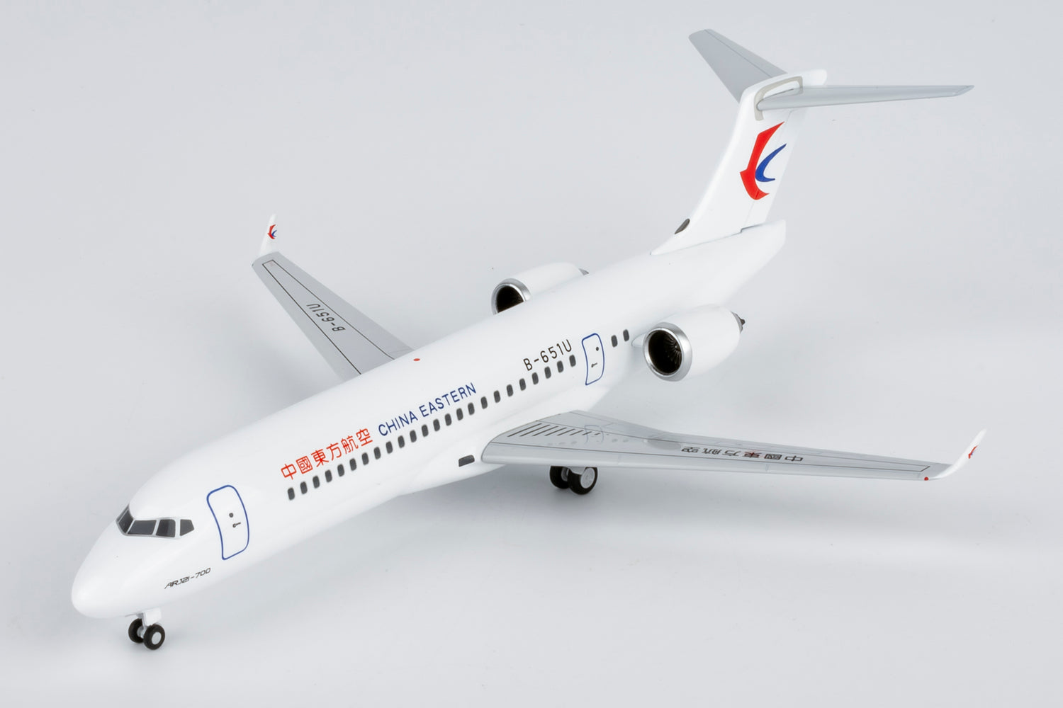 NG Models China Eastern Airlines COMAC C909 (ARJ21-700) B-651U Lite Edition 1/200 Aircraft Scale Model