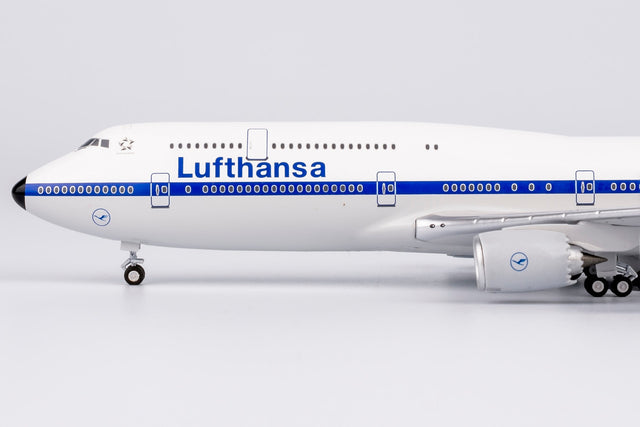 NG Models Lufthansa Retro Colors Boeing B747-8 D-ABYT Lite Edition 1/400 Aircraft Scale Model