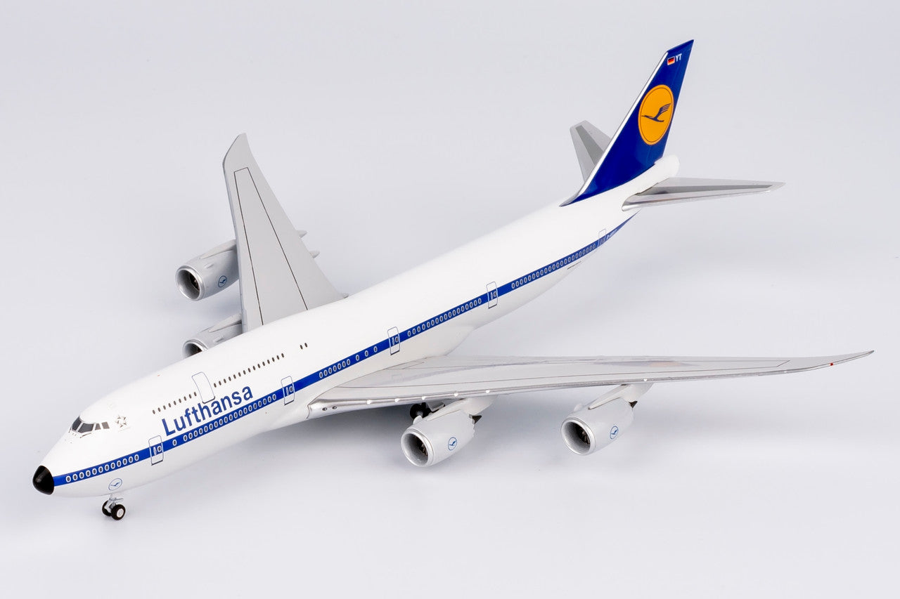 NG Models Lufthansa Retro Colors Boeing B747-8 D-ABYT Lite Edition 1/400 Scale