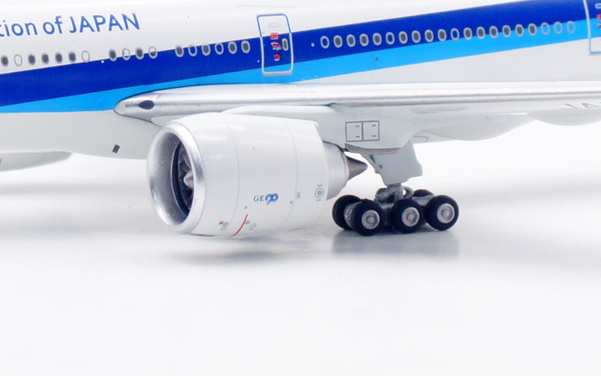 Aviation400 All Nippon Airways Boeing 777-300ER JA795A (detachable gear) 1/400 Scale