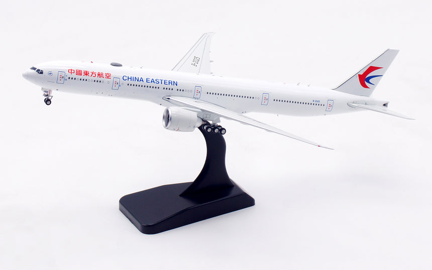 Aviation400 China Eastern Airlines Boeing 777-300ER B-2025 (detachable gear) 1/400 Aircraft Scale Model