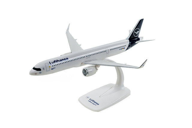 PPC Models Lufthansa Airbus A321 Neo 1/200 Aircraft Scale Model