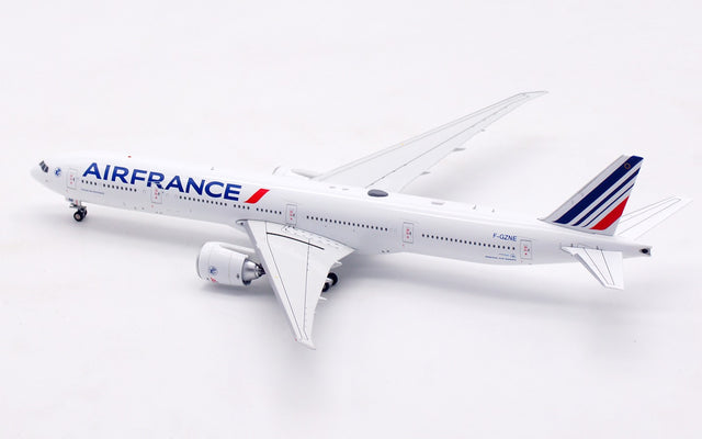 Aviation400 Air France Boeing 777-328ER F-GZNE (detachable gear) 1/400 Aircraft Scale Model