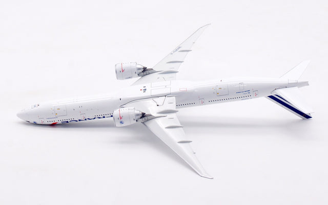 Aviation400 Air France Boeing 777-328ER F-GZNE (detachable gear) 1/400 Aircraft Scale Model