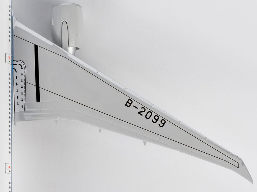 NG Models China Southern Airlines Boeing 777-300ER B-2099 1/400 Aircraft Scale Model