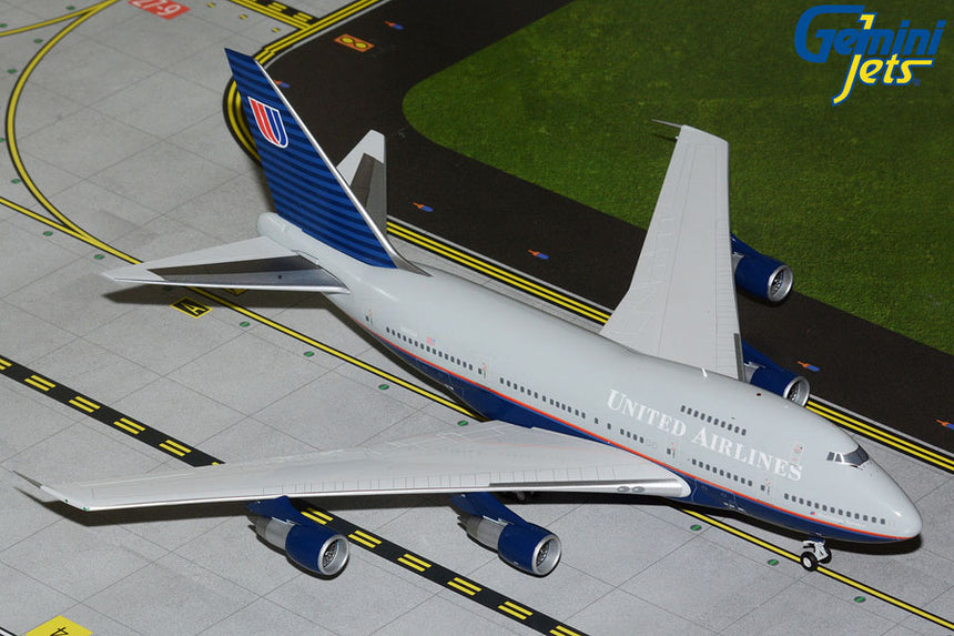 GeminiJets United Airlines Boeing 747SP N145UA (“battleship” livery) 1/200 Aircraft Scale Model