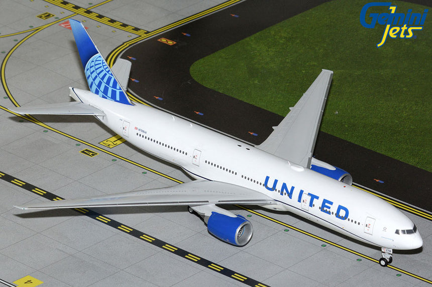 GeminiJets United Airlines Boeing B777-200ER N798UA 1/200 Aircraft Scale Model