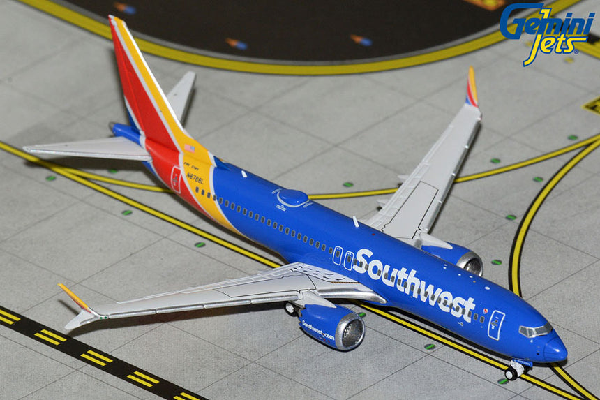 GeminiJets Southwest Airlines Boeing 737Max8 N8788L 1/400 Aircraft Scale Model