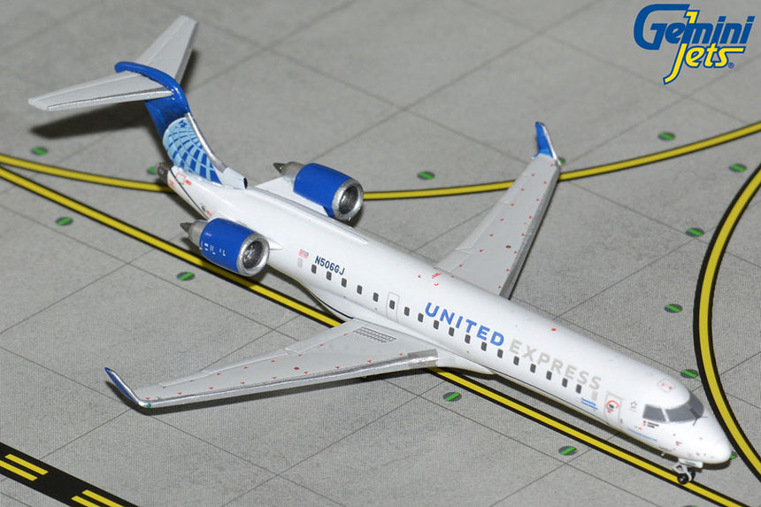 GeminiJets United Express CRJ550 N506GJ 1/400 Scale