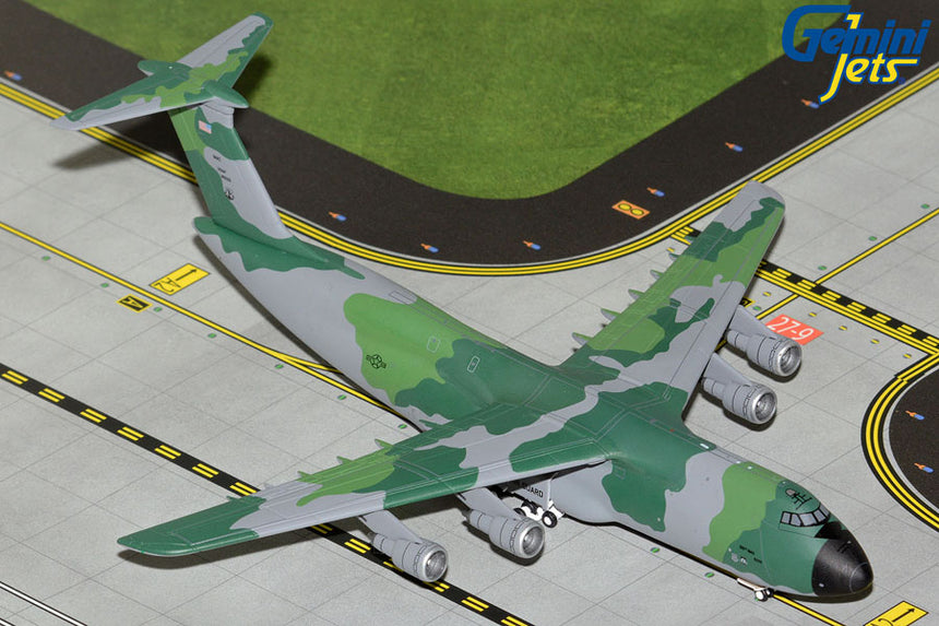 GeminiJets U.S. Air Force C-5A Galaxy 68-0226 (New York ANG)(camo livery) 1/400 Scale