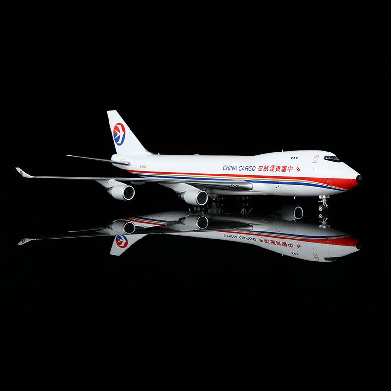 SQ Wings China Cargo Airlines Boeing B747-400F B-2428 1/200 Aircraft Scale Model