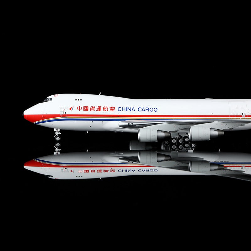 SQ Wings China Cargo Airlines Boeing B747-400F B-2428 1/200 Aircraft Scale Model
