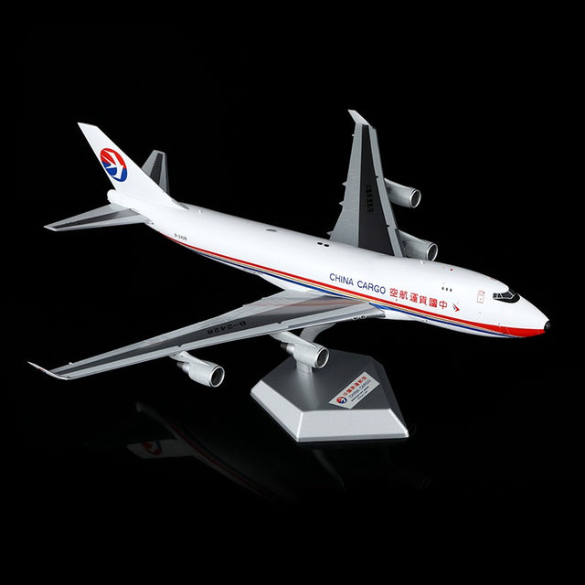 SQ Wings China Cargo Airlines Boeing B747-400F B-2428 1/200 Aircraft Scale Model