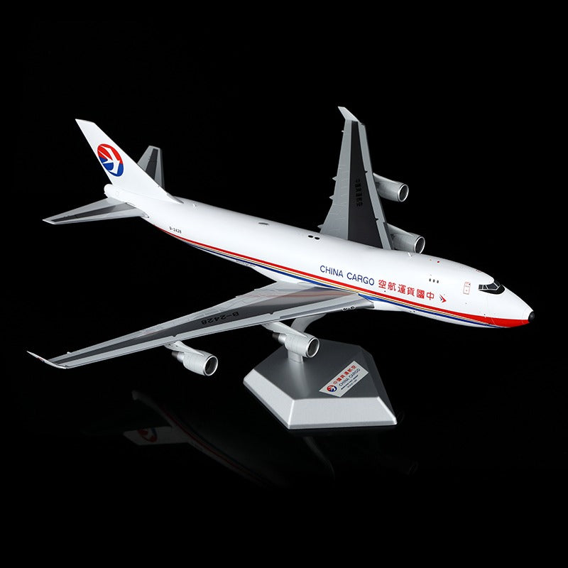 SQ Wings China Cargo Airlines Boeing B747-400F B-2428 1/200 Aircraft Scale Model