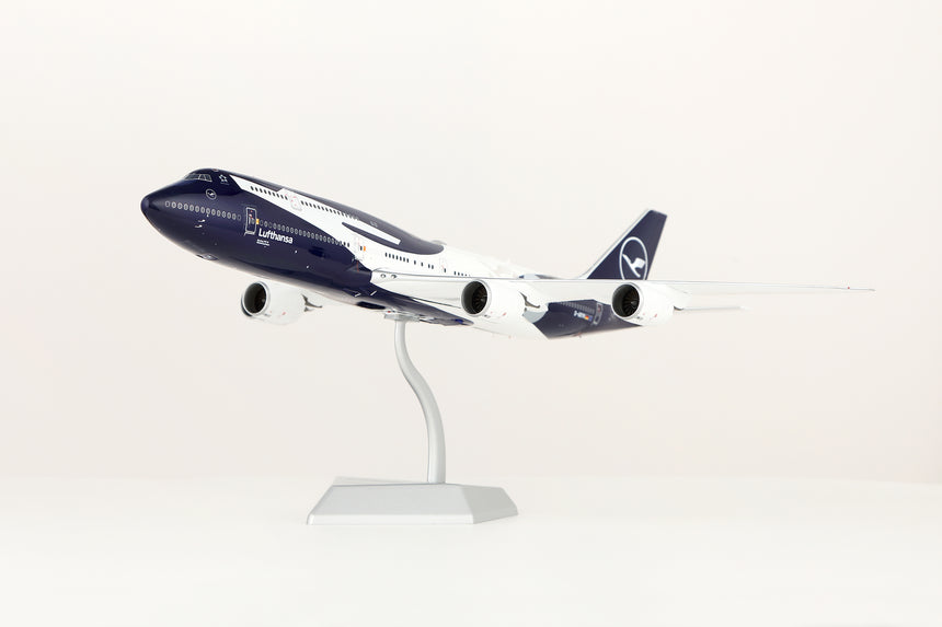 SQ Wings Lufthansa Boeing B747-8 D-ABYN 1/200 Aircraft Scale Model