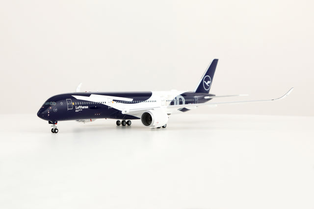 SQ Wings Lufthansa Airbus A350-900 D-AIXL 1/200 Aircraft Scale Model