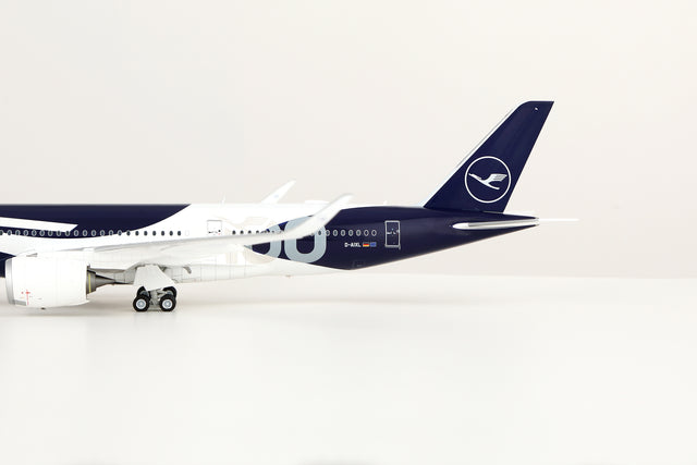 SQ Wings Lufthansa Airbus A350-900 D-AIXL 1/200 Aircraft Scale Model