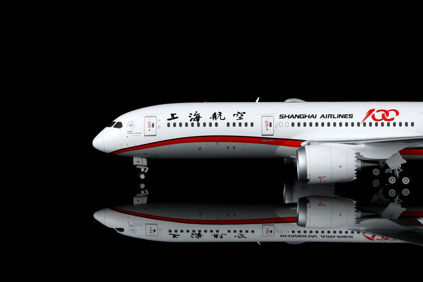 SQ Wings Shang Hai Airlines "100th Shanghai Airlines" Boeing B787-9 B-1111 1/200 Aircraft Scale Model