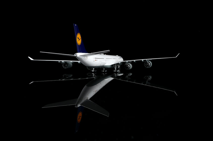 SQ Wings Lufthansa Airbus A340-600 D-AIHZ 1/200 Aircraft Scale Model