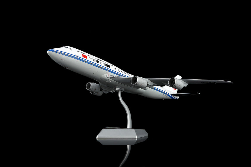 SQ Wings Air China Boeing B747-8 B-2486 1/200 Aircraft Scale Model