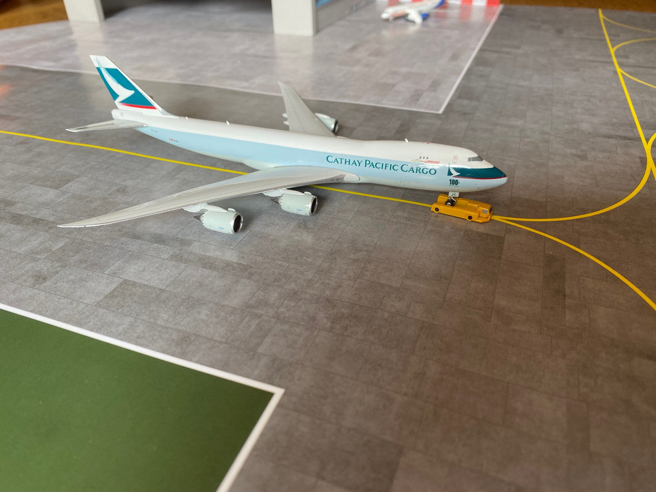 AMS 1/400 Scale Two Sheet Paper Airport Mat