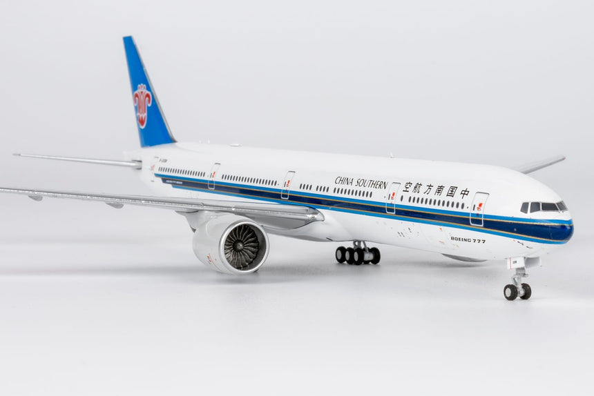 NG Models China Southern Airlines Boeing 777-300ER B-20DM 1/400 Aircraft Scale Model