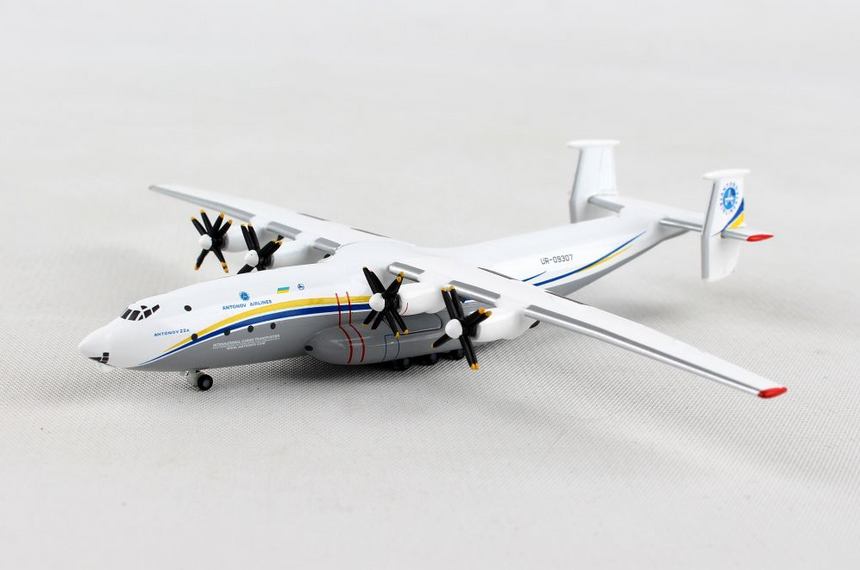 Herpa Antonov Airlines Antonov AN-22 Antei 1/500 Aircraft Scale Model