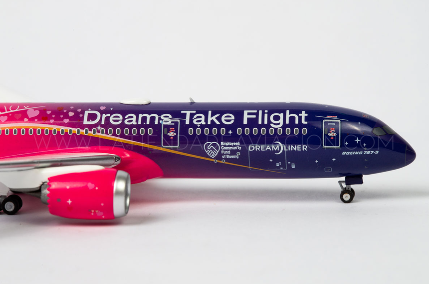 NG Models Boeing Company Boeing 787-9 Dreamliner N1015B "Dreams Take Flight" Livery 1/400 Scale
