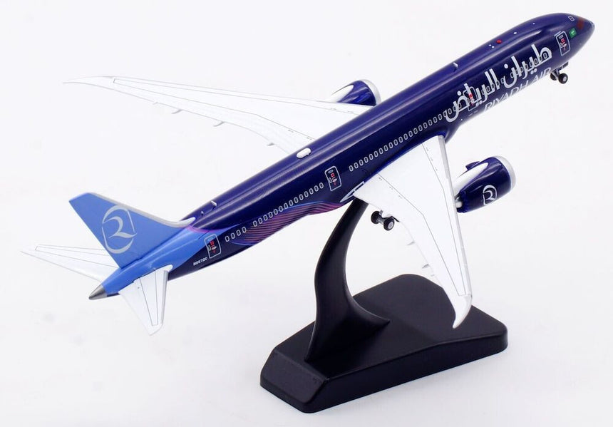 Aviation400 Riyadh Air Boeing 787-9 Dreamliner N8572C (rolling detachable magnetic undercarriage) 1/400 Aircraft Scale Model
