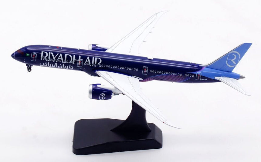 Aviation400 Riyadh Air Boeing 787-9 Dreamliner N8572C (rolling detachable magnetic undercarriage) 1/400 Aircraft Scale Model