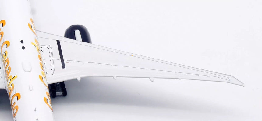 Aviation400 Air Canada Boeing 777-333ER "Go Canada Go" C-FITW 1/400 Scale