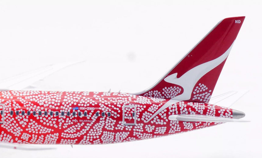 Aviation400 Qantas Boeing 787-9 Dreamliner "Yam Dreaming Livery" VH-ZND (with detachable gear) 1/400 Aircraft Scale Model