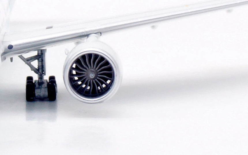 Aviation400 China Eastern Airlines Boeing 777-39PER ‘Shanghai Museum’ B-7349 (detachable gear) 1/400 Aircraft Scale Model