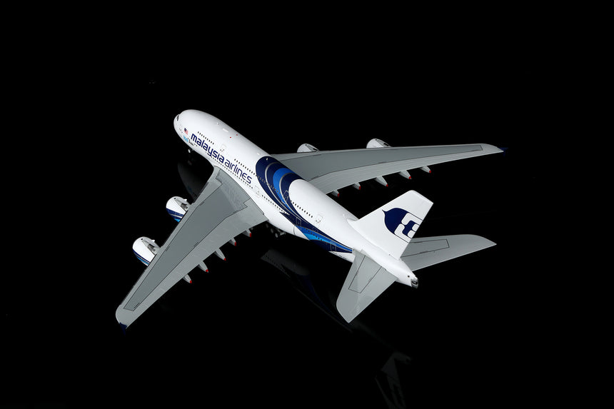 SQ Wings Malaysia Airlines Airbus A380 9M-MNF 1/200 Scale Model