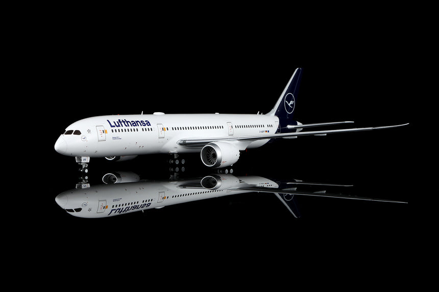 SQ Wings Lufthansa Boeing 787-9 D-ABPF 1/200 Scale Model