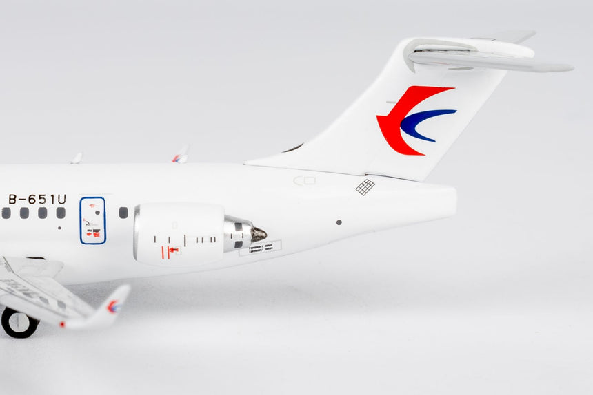 NG Models China Eastern Airlines (with "ARJ21-700" titles) COMAC C909 B-651U 1/400 Aircraft Scale Model
