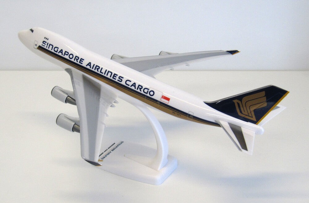 Singapore Airlines Boeing 747-400F 9V-SFI - Snap-Fit 1/250 Aircraft Scale Model