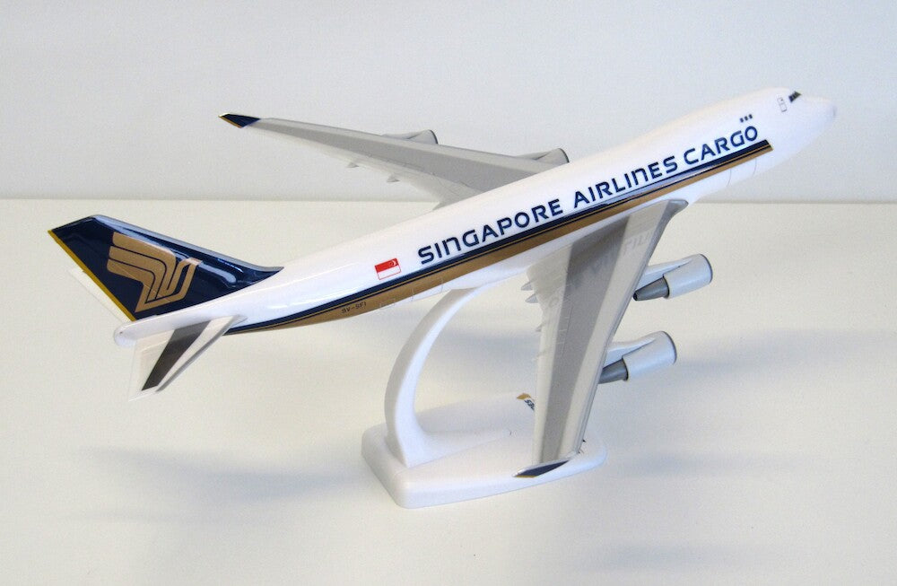 Singapore Airlines Boeing 747-400F 9V-SFI - Snap-Fit 1/250 Aircraft Scale Model
