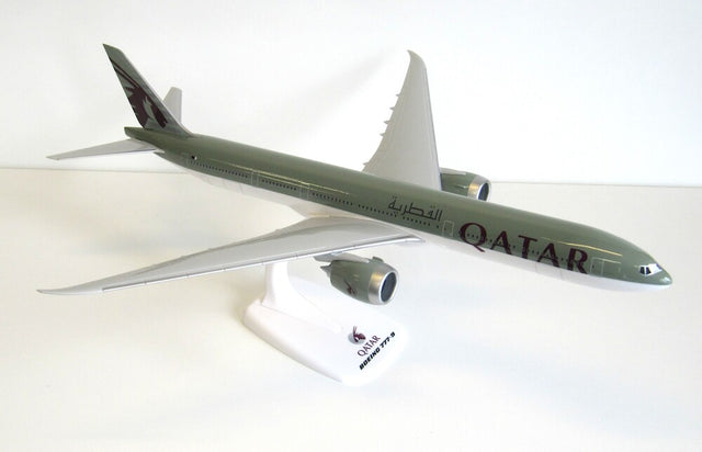 PPC Models Qatar Boeing B777-9X 1/200 Aircraft Scale Model
