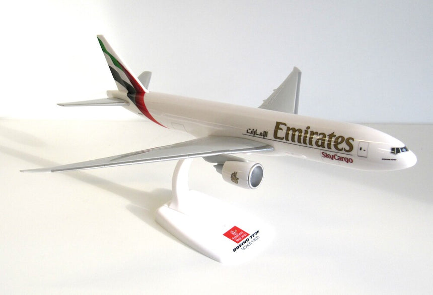 PPC Models Emirates New Livery SkyCargo Boeing B777-200FR 1/200 Aircraft Scale Model