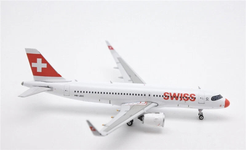 Phoenix Swiss Airbus A320Neo HB-JDC Red Nose 1/400 Aircraft Scale Model