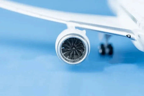 Phoenix Lufthansa Boeing 787-9 D-ABPA 1/400 Aircraft Scale Model