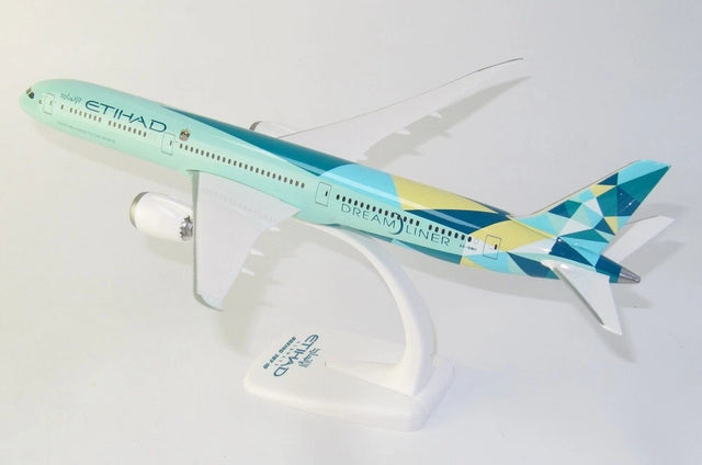 PPC Models Etihad Airways Boeing B787-10 Greenliner 1/200 Aircraft Scale Model